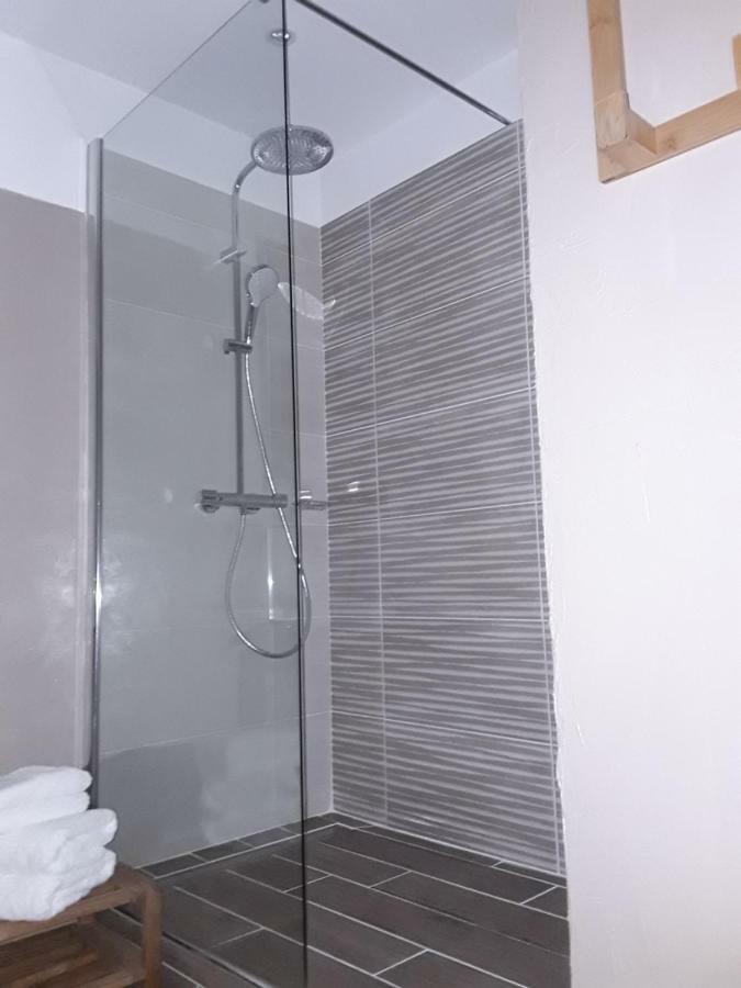Mas De L'Ile Acomodação com café da manhã Avinhão Exterior foto